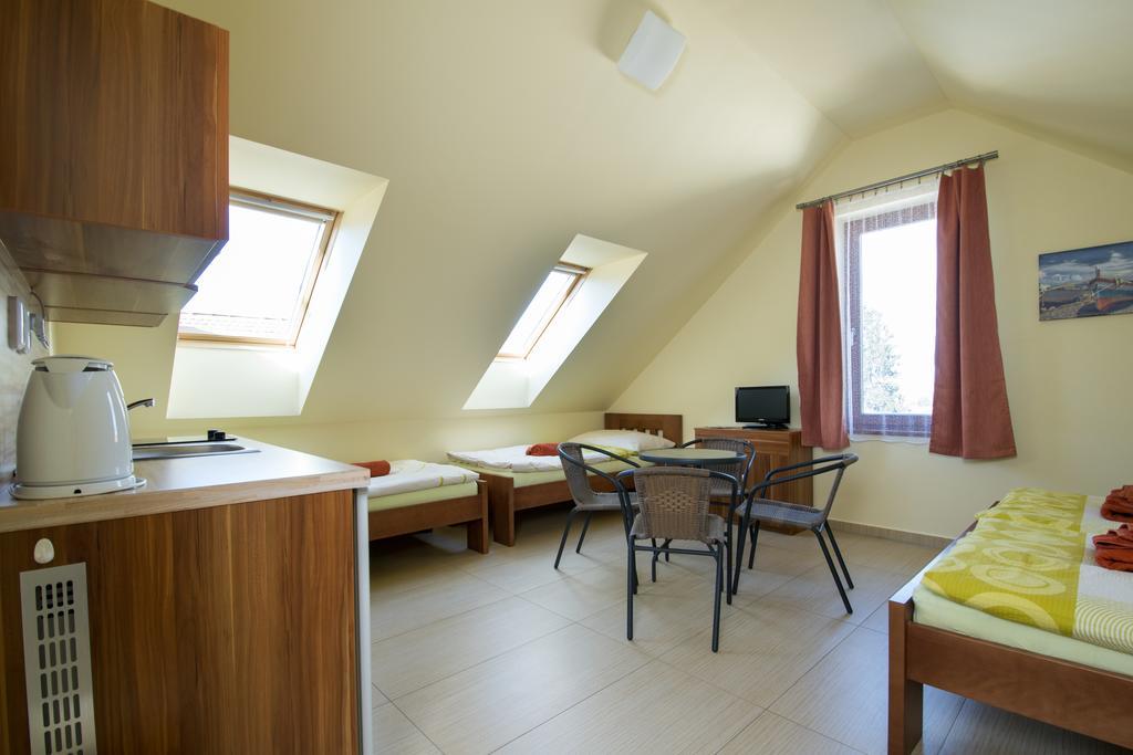 Penzion Admirál Třeboň Quarto foto